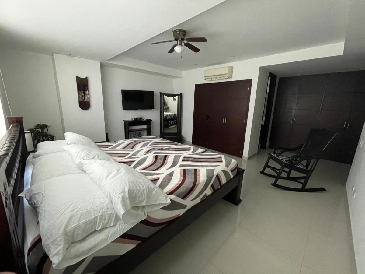 Cartagena Beach Front Apartments Eksteriør bilde