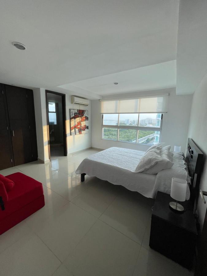 Cartagena Beach Front Apartments Eksteriør bilde