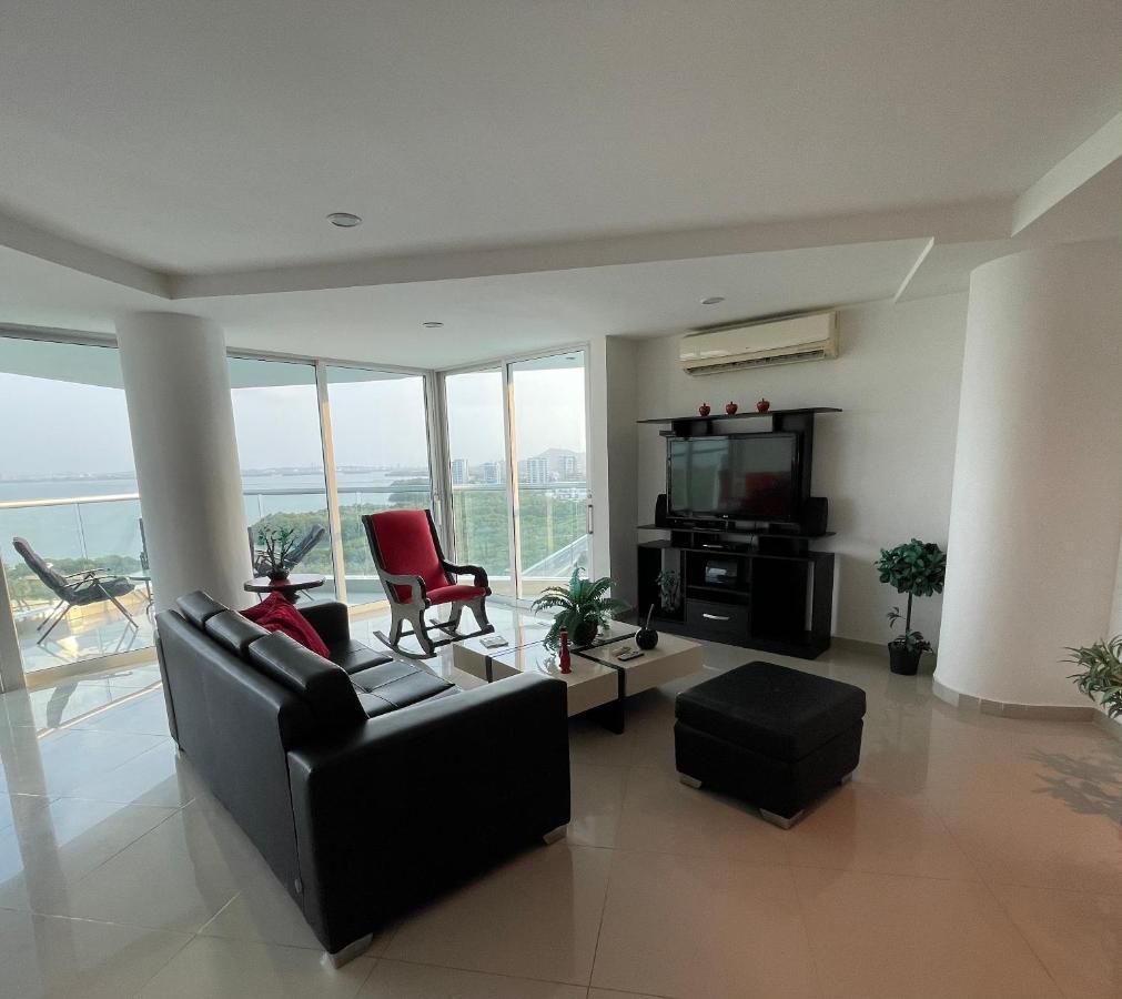 Cartagena Beach Front Apartments Eksteriør bilde
