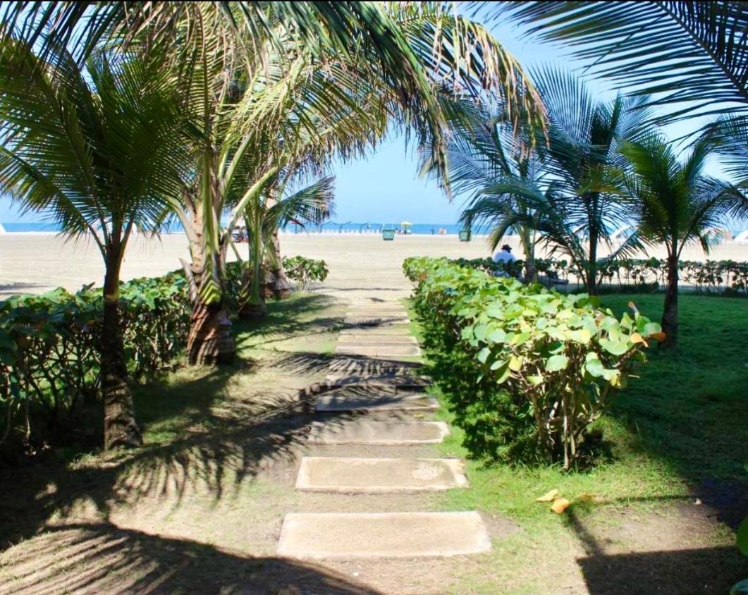 Cartagena Beach Front Apartments Eksteriør bilde